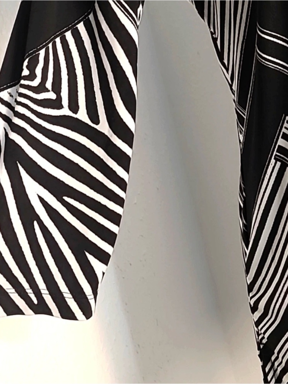 JM Collection Black & White Mixed Animal Print V-Neck Tunic with Beaded Trim - Picture 5 of 9